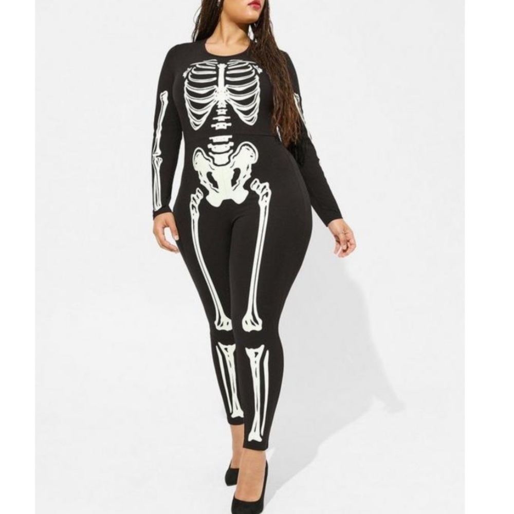TORRID NWT Skeleton Long Sleeve Bodysuit - Glows in the dark. Halloween costume